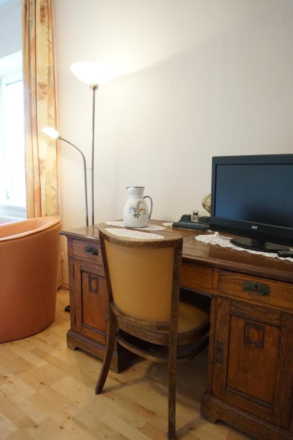 Gaestehaus Zum Goldberg Dorsheim Luaran gambar