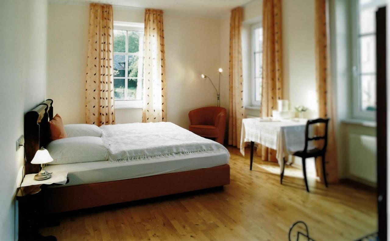 Gaestehaus Zum Goldberg Dorsheim Luaran gambar